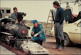 Illustration for article titled 45 Behind-the-Scenes Back to the Future images may teach you something